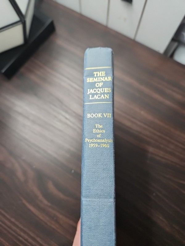 Ethics of Psychoanalysis: The Seminar of Jacques Lacan: Book VII No Dust Jacket