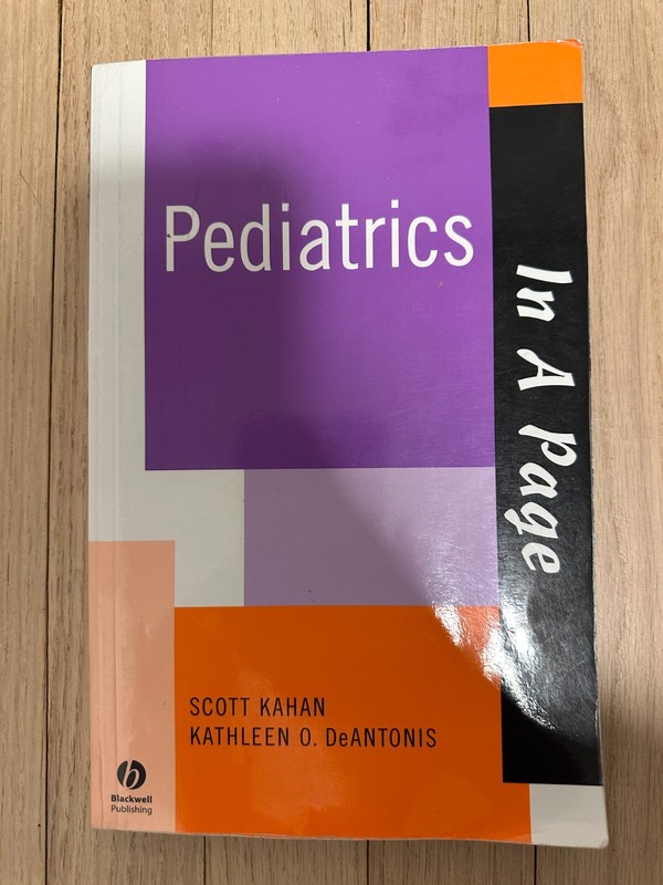 In a Page : Pediatrics Paperback Kathleen O., Kahan, Scott DeAntonis