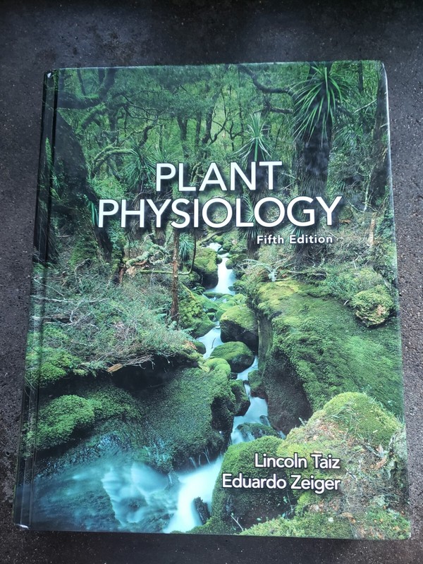 PLANT PHYSIOLOGY TEXT BOOK Fifth Edition - Lincoln Taiz/ Eduardo Zeiger/ Clean