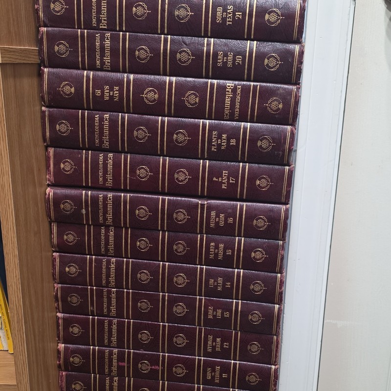 1958 Encyclopaedia Britannica Volumes 1-23 A-Z. (Only Missing Index)