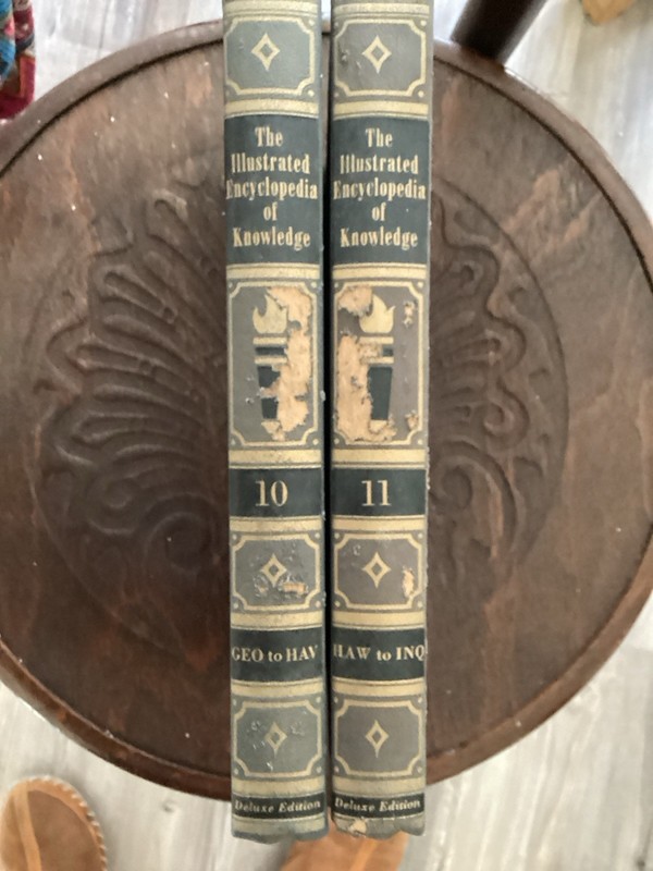 The Illustrated Encyclopedia of Knowledge Deluxe Edition Book 1956 gallery