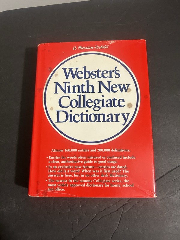 Webster’s Ninth New Collegiate Dictionary Merriam-Webster Inc. 1984 HC