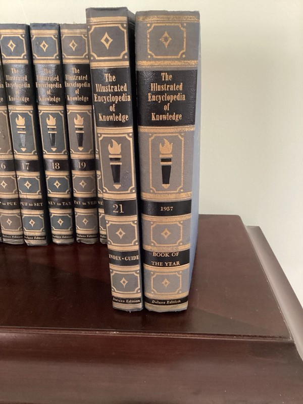 The Illustrated Encyclopedia of Knowledge Deluxe Edition Book 1956 gallery
