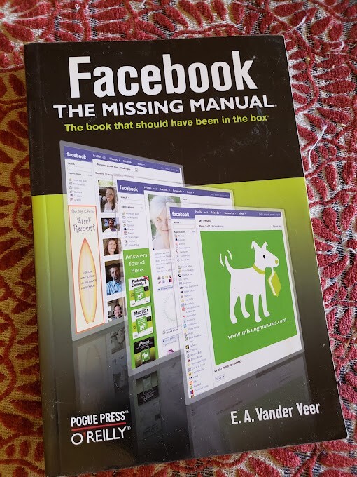 Missing Manual Ser.: Facebook by E. A. Vander Veer (2008, Perfect)