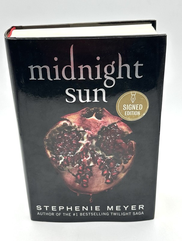Midnight Sun by Stephenie Meyers – SIGNED First Printing First Edition