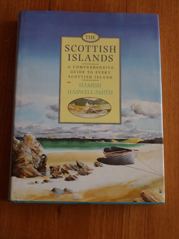 THE SCOTTISH ISLANDS BY HAMISH HASWELL-SMITH HBK VGC