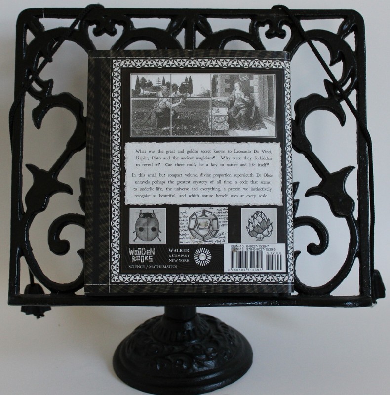 Wooden Bks.: The Golden Section : Nature's Greatest Secret by Scott Olsen (2006, gallery