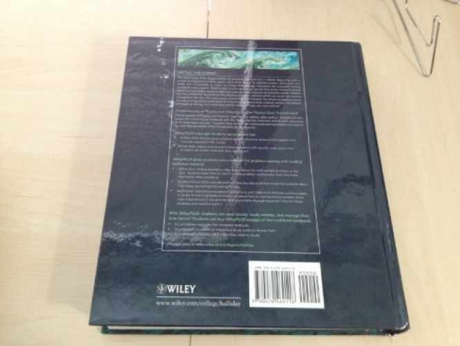 Fundamentals of Physics – Hardcover, by Halliday David; Resnick – Very Good
