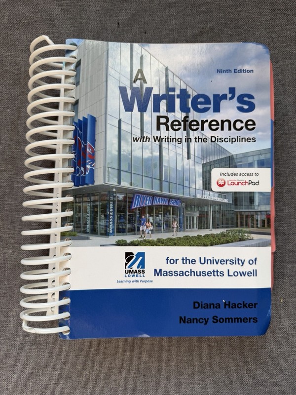 A Writer’s Reference 9th ED UMASS LOWELL W/ LAUNCHPAD ACCESS – USED