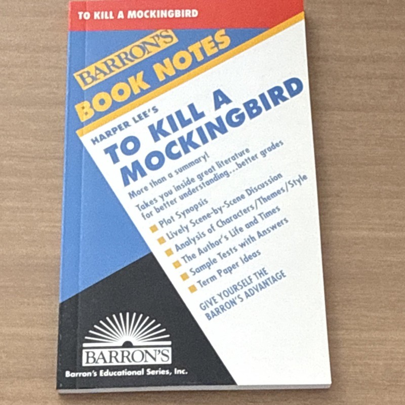 Barron’s To Kill a Mockingbird Book Notes Harper Lee Paperback