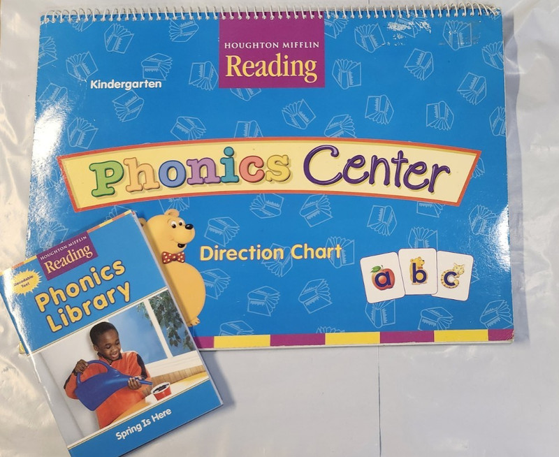 PHONICS CENTER Flip Chart Spiral Big Book Kindergarten 18″ X 13″ VG HMH