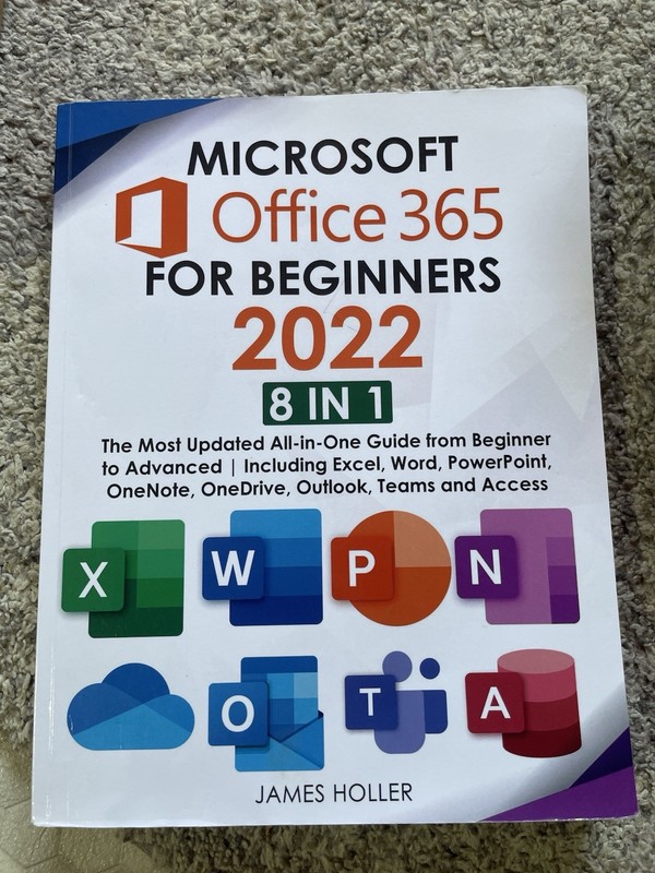Microsoft Office 365 For Beginners 2022/ 8 In 1