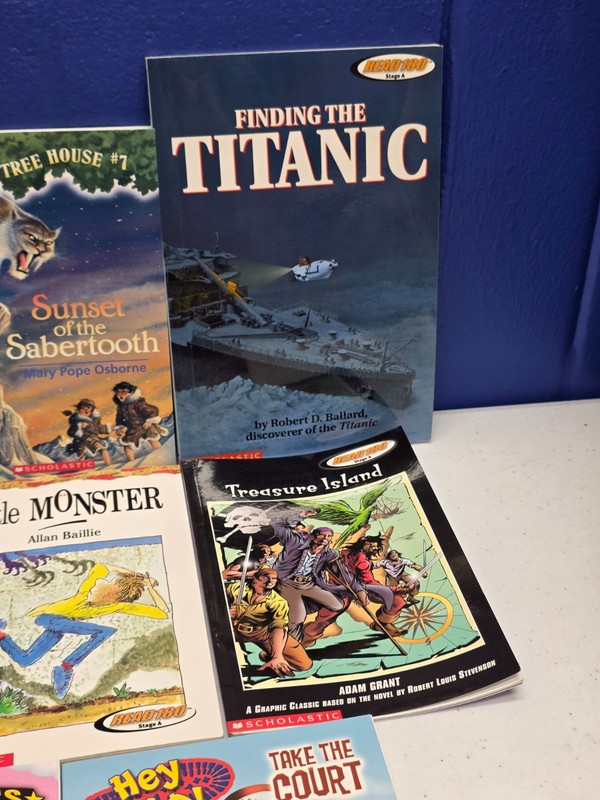 3rd-5th Grade - Scholastic READ 180 - Stage A, Level 2 Reading Books (10 books) gallery