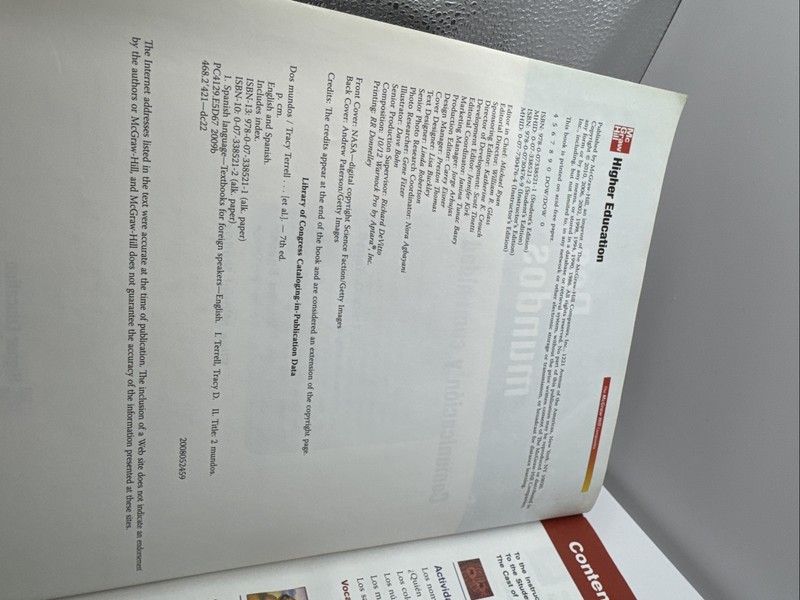 Dos mundos: Comunicacion y comunidad 7th Edition by Magdalena Andrade (Spanish) gallery