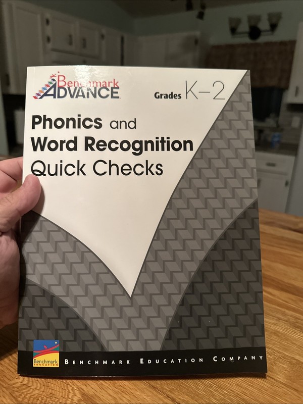 Benchmark Advance Phonics and Word Recognition Quick Checks (Grades K-2)