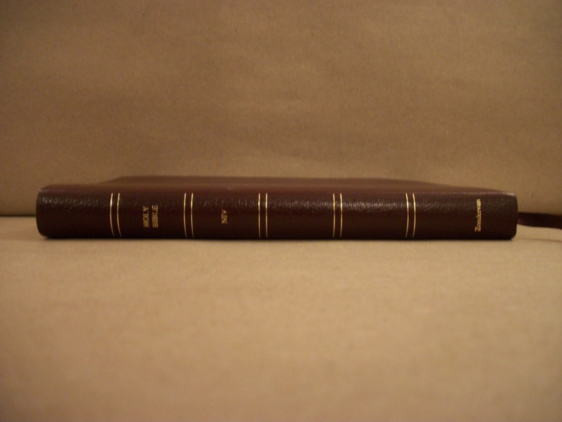 NIV Thinline Bible 1996 Burgundy Bonded Leather Ribbon Marker Red Line Edition gallery