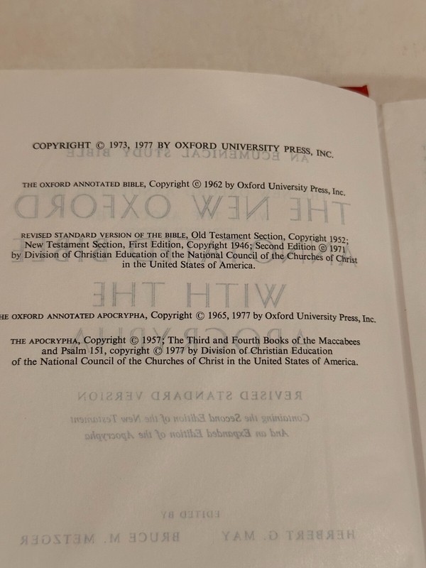 New Oxford Annotated Bible with Apocrypha Expanded Edition 1977 gallery