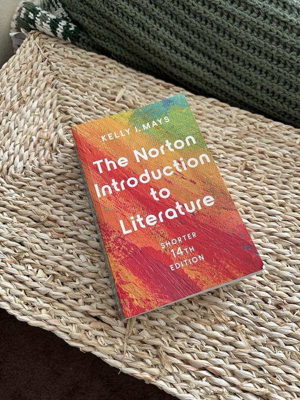 The Norton Introduction to Literature Paperback -Shorter 14th Edition-2022
