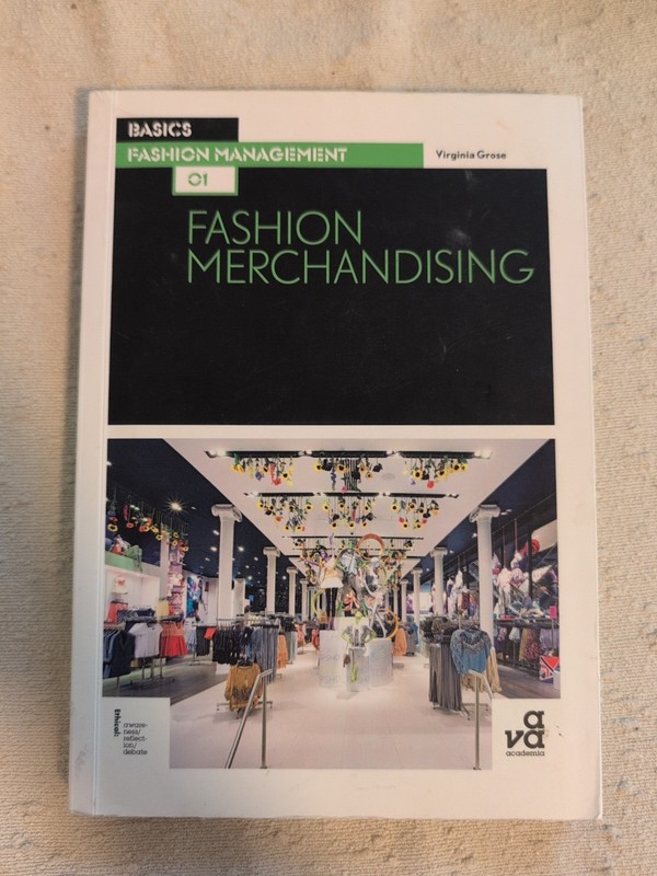 Basics Fashion Management Ser.: Basics Fashion Management 01: Fashion…