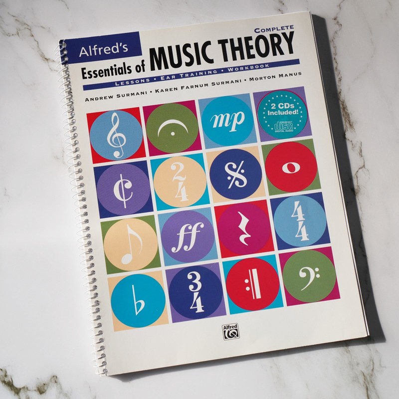 Alfred’s Essentials of Music Theory: Complete, Book & 2 CDs by Andrew Surmani