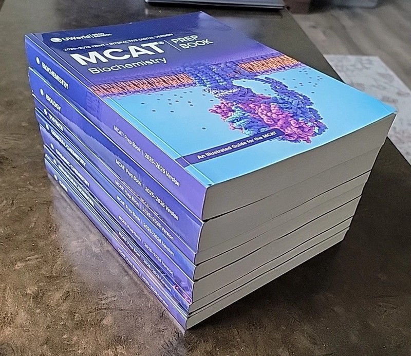 UWorld MCAT 2025-2026 Review Books ( Physical Books ONLY, No Digital Content)