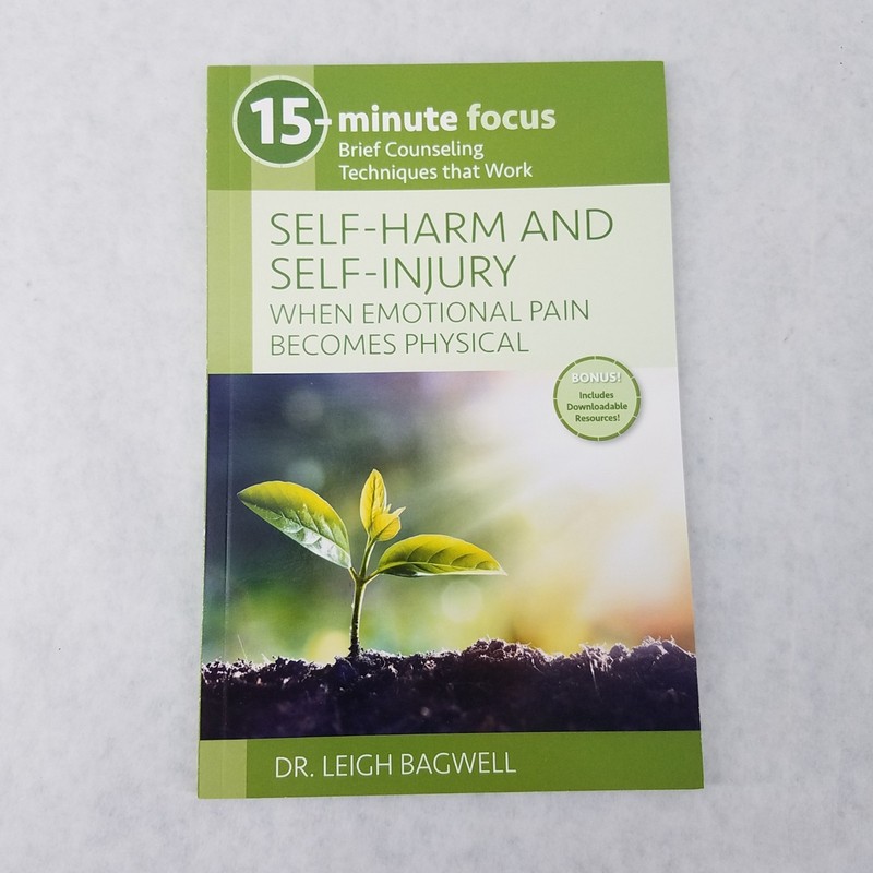 Lot of 8 15-Minute Focus Counseling Softcovers - LIKE NEW! Titles in Description gallery
