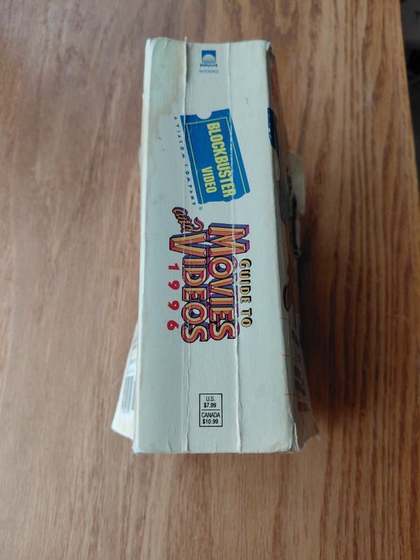 Blockbuster Entertainment Vintage Guide to Movies and Videos 1996 gallery