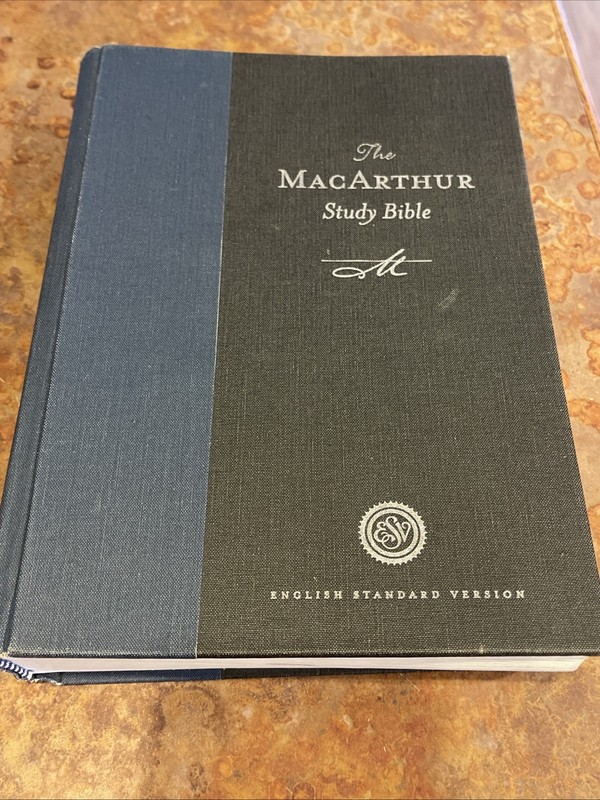 ESV MacArthur Study Bible Crossway