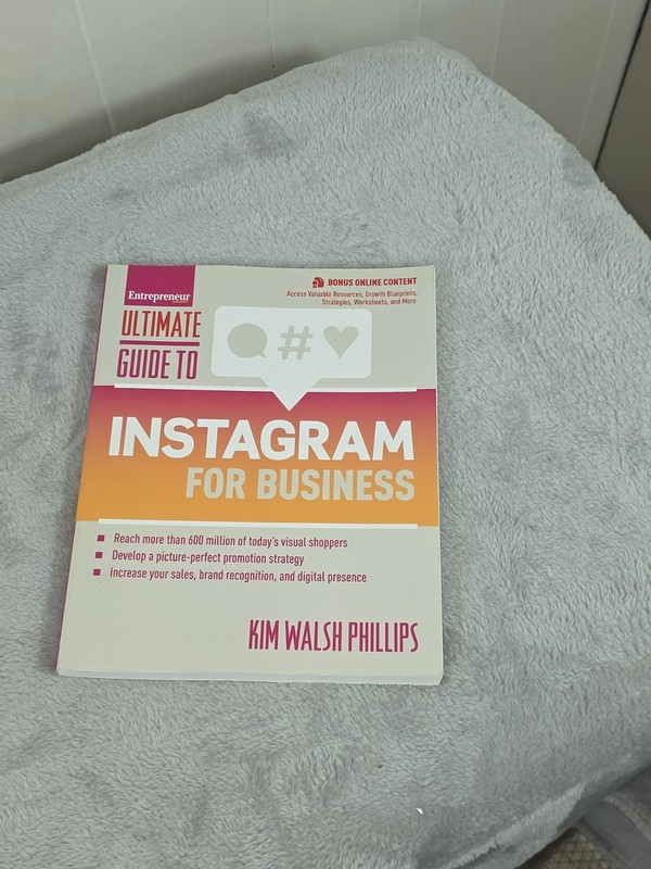 Ultimate Guide to Instagram for Business Paperback Kim Walsh Phil
