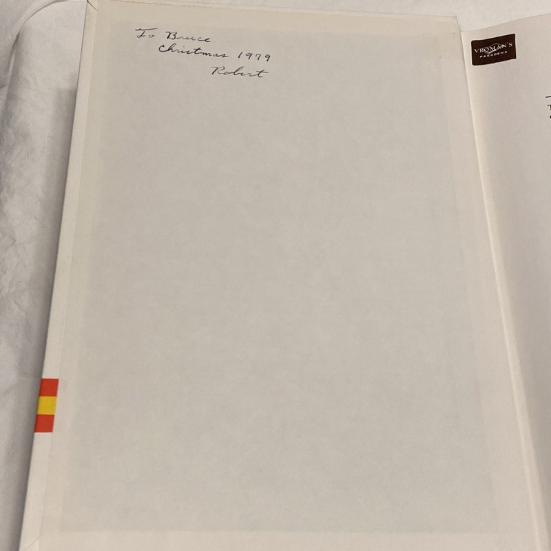 (NEW CENTURY) NEW REVISED SPANISH AND ENGLISH DICTIONARY 1974 gallery