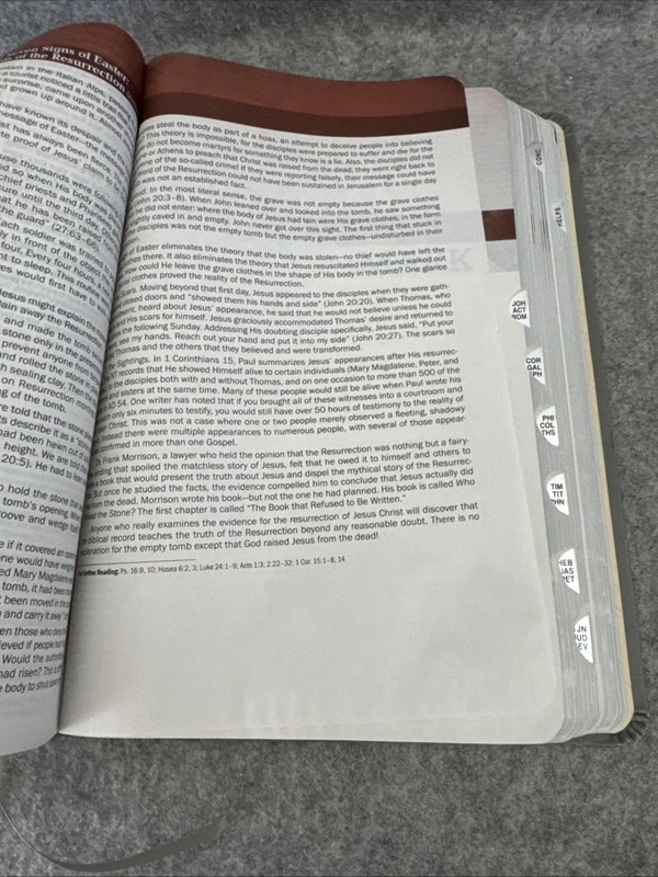 The Jeremiah Study Bible, NIV: (Gray W/ Burnished Edges) Leatherluxe Worthy gallery