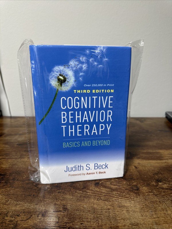 Cognitive Behavior Therapy, Third Edition: Basics and Beyond – VERY GOOD