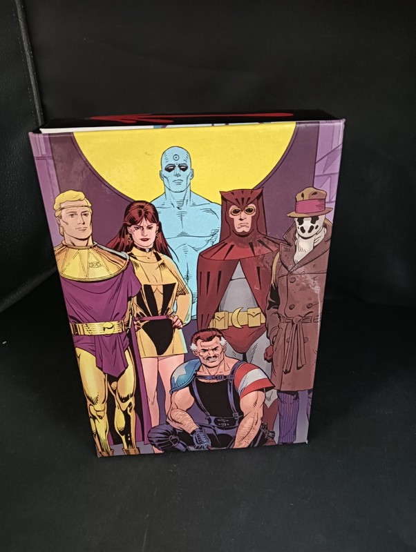 Cofanetto WATCHMEN EDIZIONE COMMEMORATIVA con 12 spillati Moore Gibbons Higgins