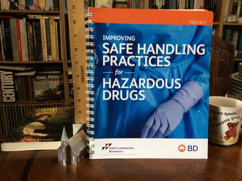 Safe Handling of Hazardous Drugs (2016 Ring/Wire Bound) VG