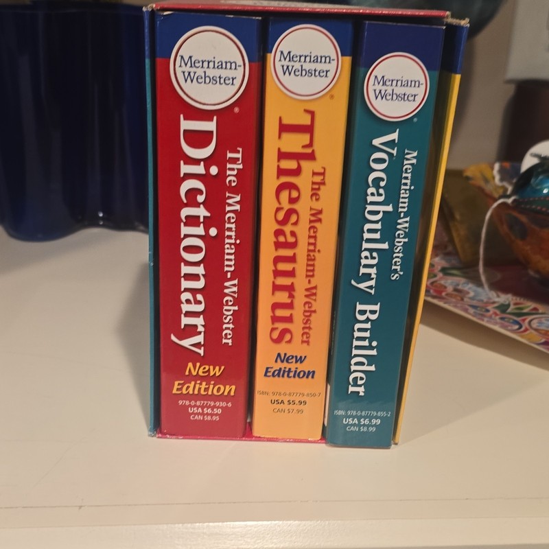 Merriam-Webster Everyday Language Reference Set New Edition Paperback Set