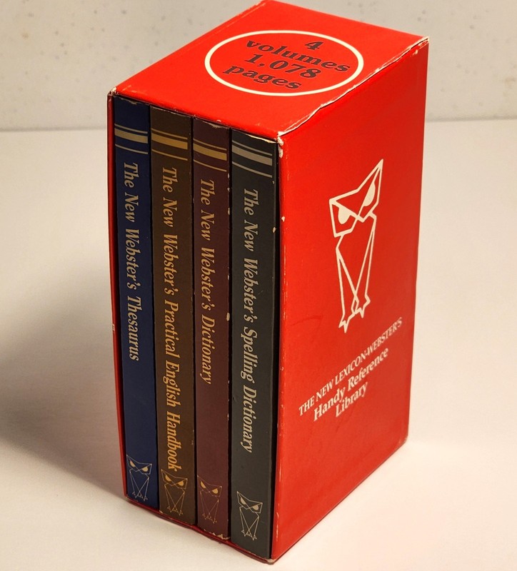 Vintage Handy Reference Library New Lexicon Webster’s Dictionary Thesaurus Books