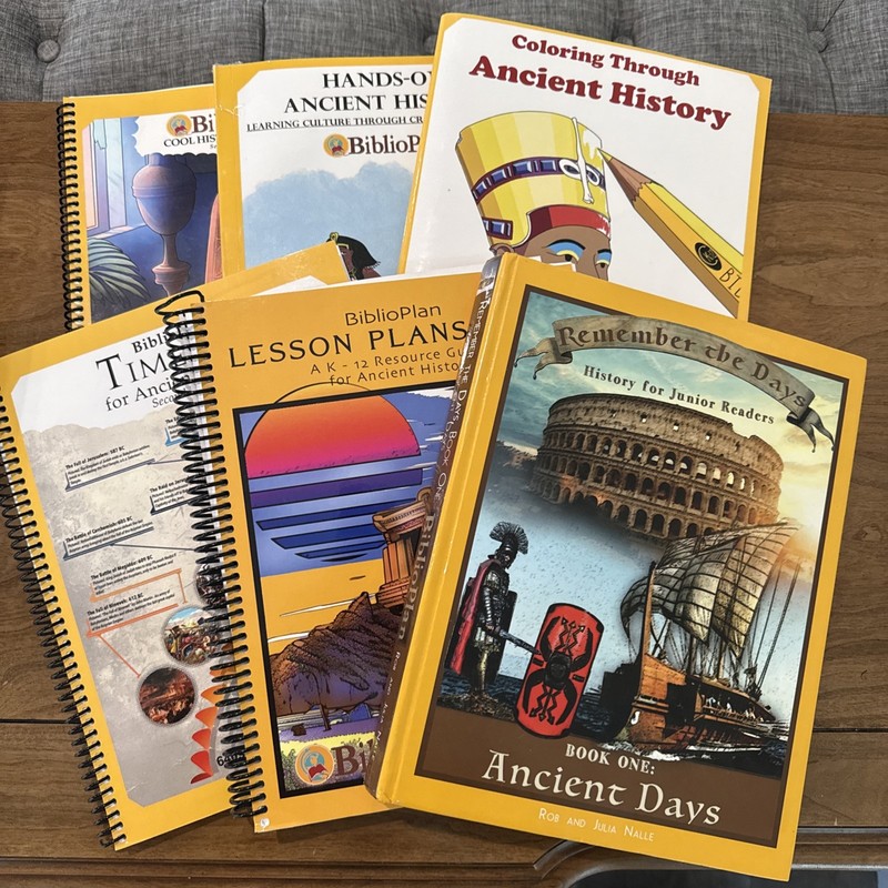Remember the Days, Book One : Ancient Days by Rob Nalle and Julia Nalle…