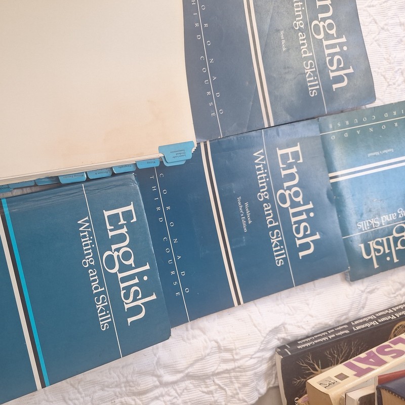 ENGLISH WRITTING & SKIILLS TE Manual & SE test Book & TRB, Student textbook gallery