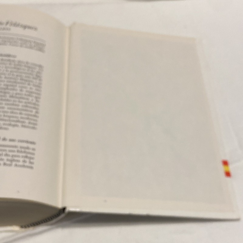 (NEW CENTURY) NEW REVISED SPANISH AND ENGLISH DICTIONARY 1974 gallery