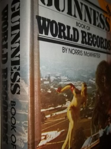 GUINNESS BOOK OF WORLD RECORDS 1982 By Norris Mcwhirter – Hardcover *Excellent*