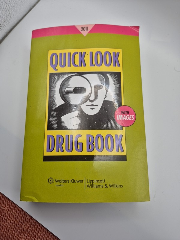 Quick Look Drug Book 2011 by Leonard L. Lance (2010, Trade Paperback)