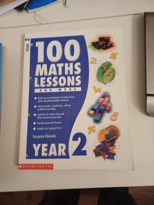 100 Maths Lessons and More for Year 2… by Edwards, Suzanne Mixed media product