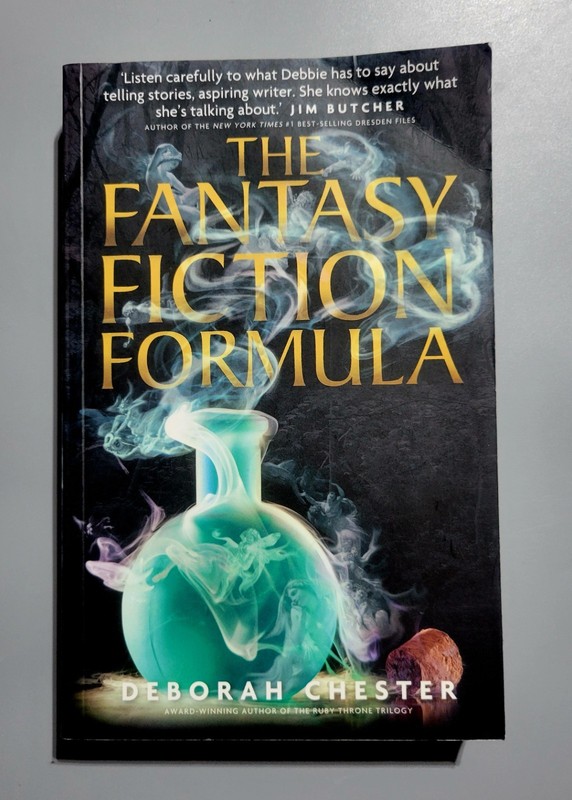 The Fantasy Fiction Formula – Deborah Chester – PB – Good