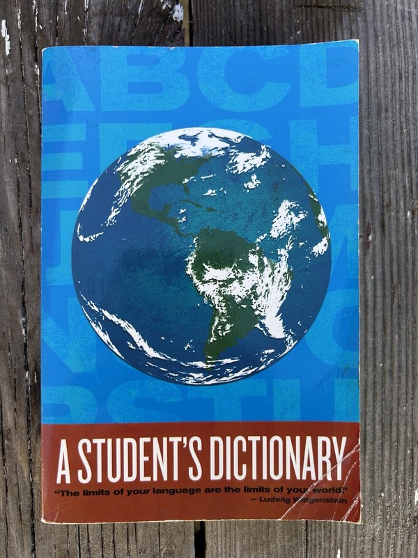 A Students Dictionary by Dictionary Project (Trade Paperback)
