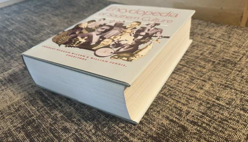Encyclopedia of Southern Culture by C. Reagan Wilson HARDCOVER *VERY GOOD* gallery