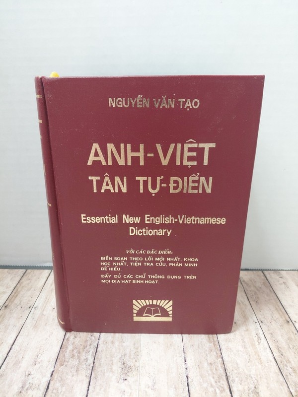 ANH VIET TAN TU-DIEN Essential New English – Vietnamese Nguyen Van Tao