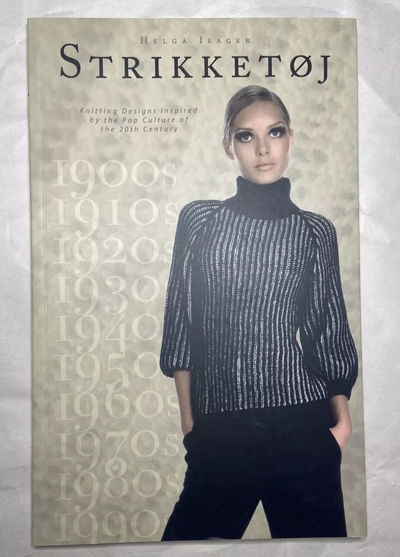 Strikketoj by Helga Isager (2010, Trade Paperback) / USED – Very Good
