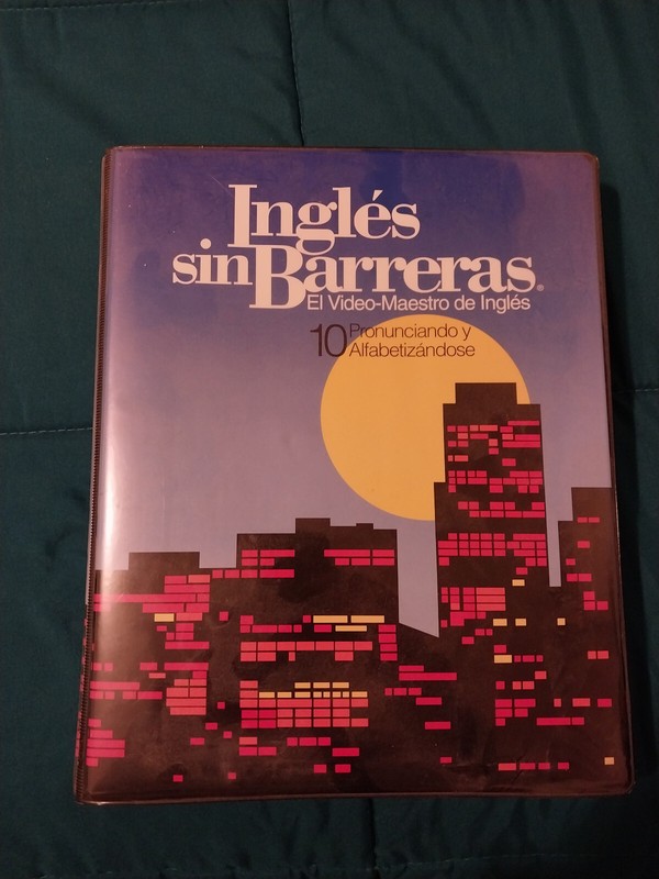 Ingles Sin Barreras Course #10 VHS CD book and workbook