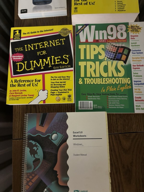 Vintage Computer Books & Manuals Lot Microsoft Office 2000 Win98 Excel Internet gallery