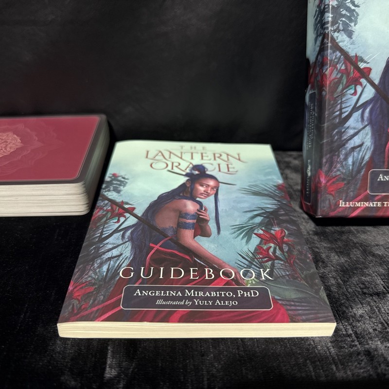 The Lantern Oracle: 44 full colour ..., Angelina Mirabi Tarot Cards & Guide Book gallery